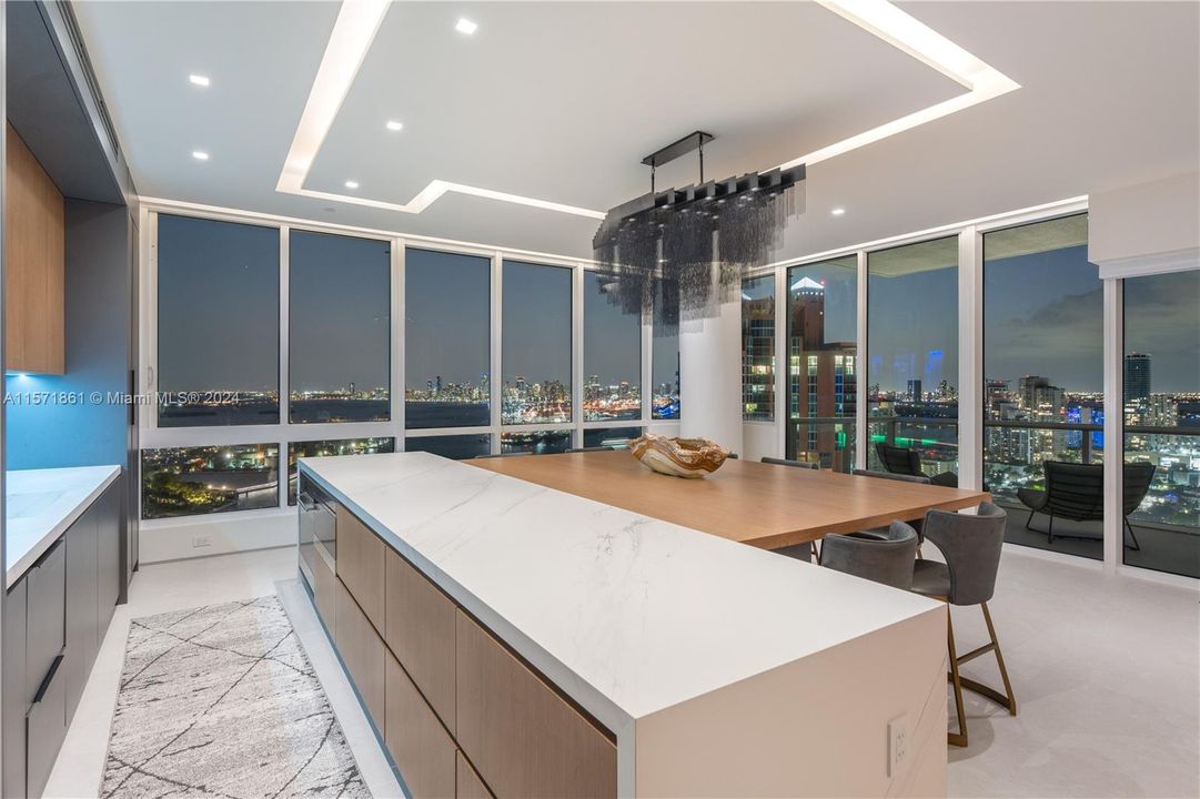 For Sale: $15,900,000 (4 beds, 4 baths, 2954 Square Feet)
