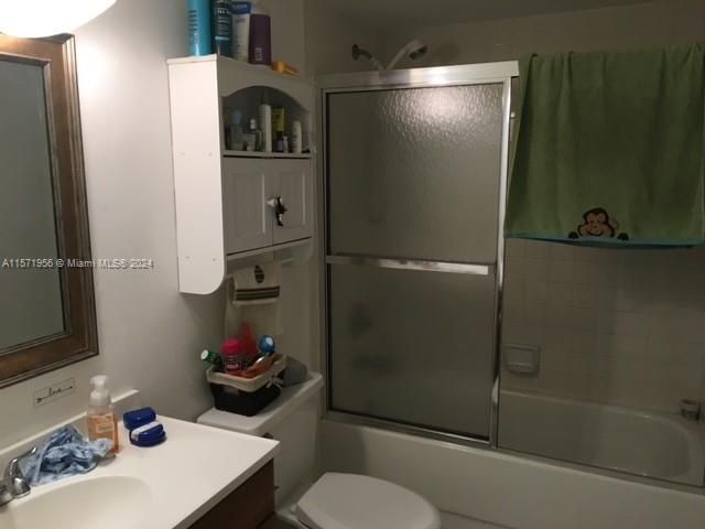 For Sale: $265,000 (2 beds, 2 baths, 1190 Square Feet)