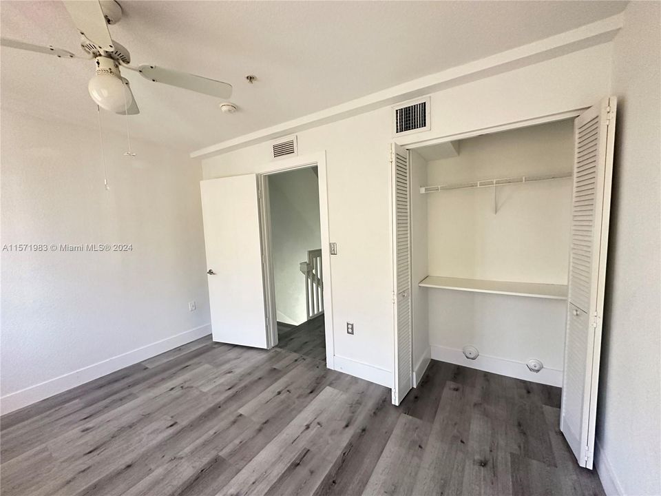 For Rent: $2,800 (3 beds, 2 baths, 1182 Square Feet)