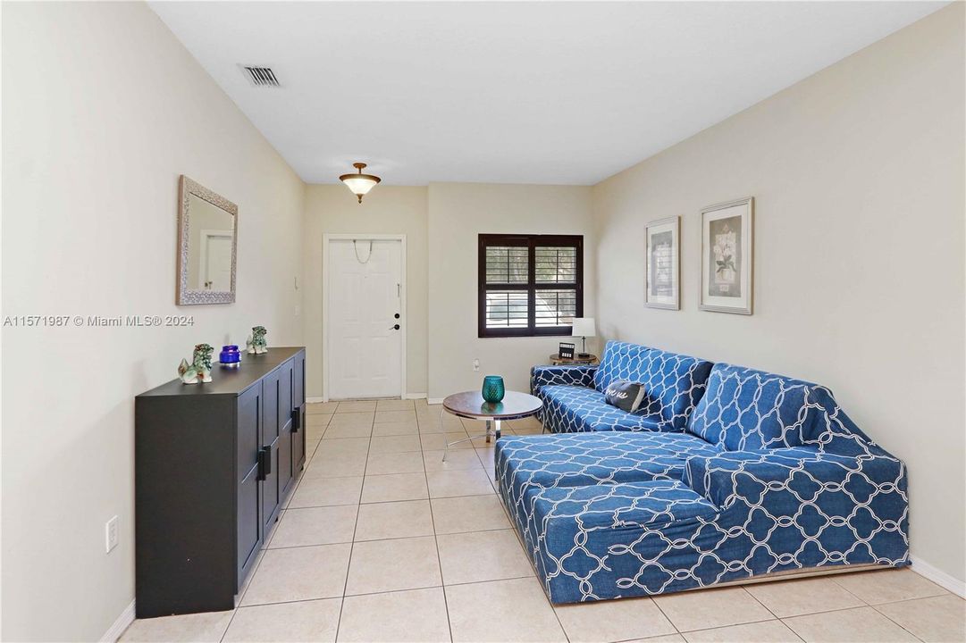 For Sale: $355,000 (3 beds, 2 baths, 1846 Square Feet)