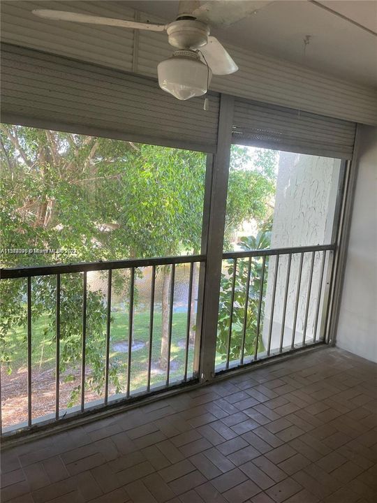 Recently Rented: $2,300 (2 beds, 2 baths, 1106 Square Feet)