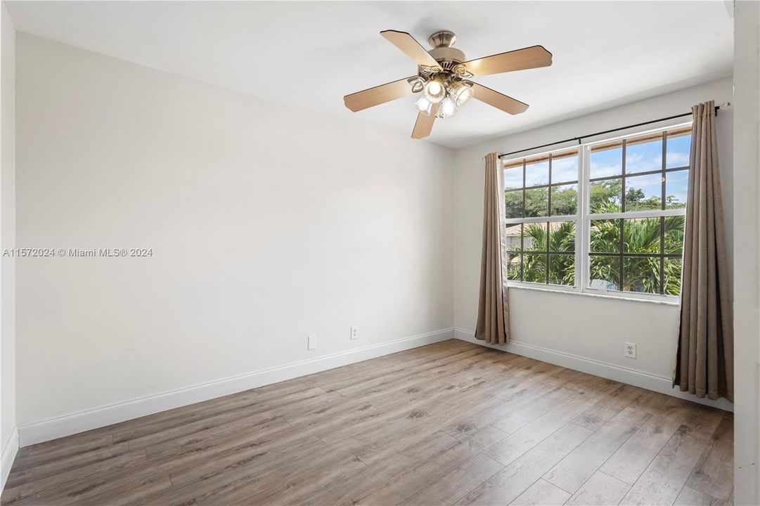 Active With Contract: $479,000 (3 beds, 2 baths, 1796 Square Feet)