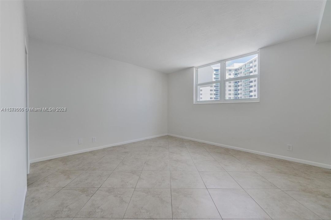 For Rent: $3,200 (2 beds, 2 baths, 1288 Square Feet)