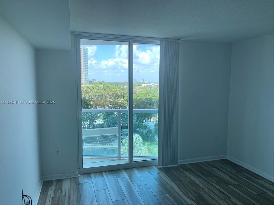 For Rent: $2,750 (1 beds, 1 baths, 791 Square Feet)