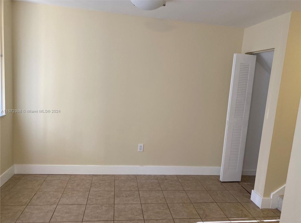 For Sale: $239,000 (2 beds, 2 baths, 1108 Square Feet)