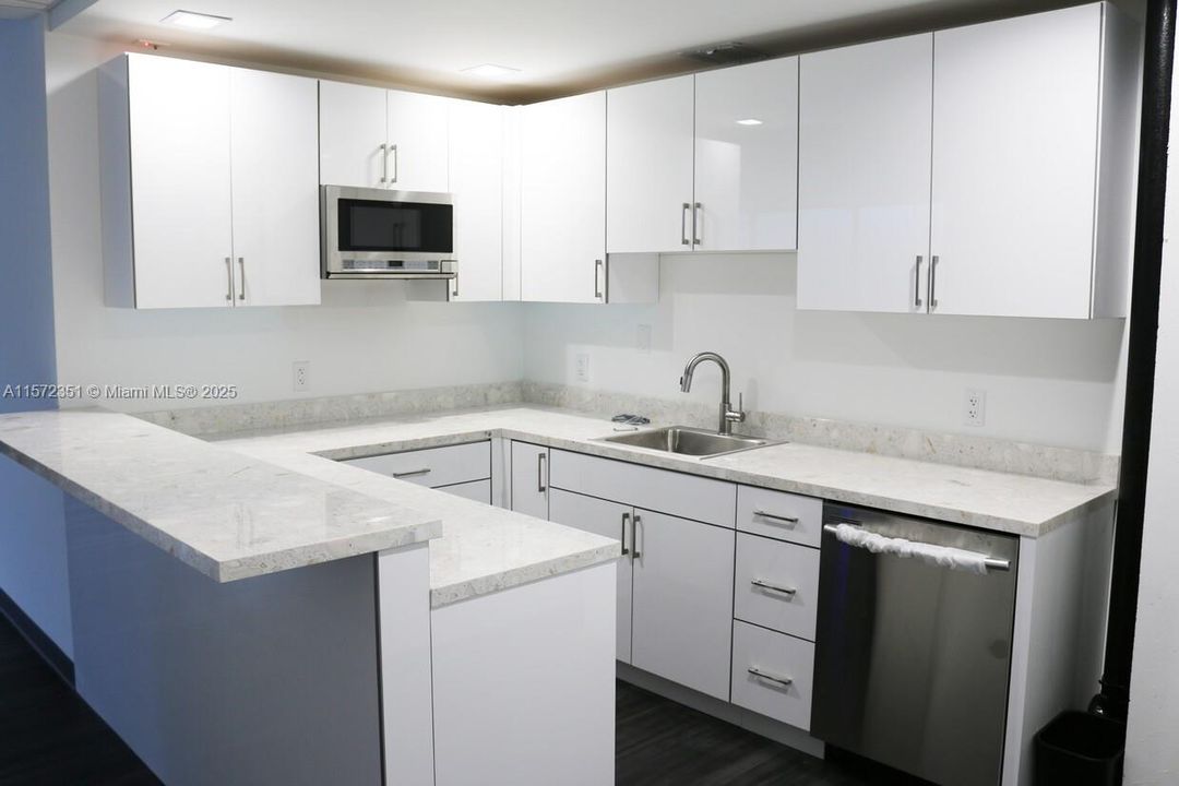 В аренду: $40 (0 спален, 0 ванн, 0 Квадратных фут)