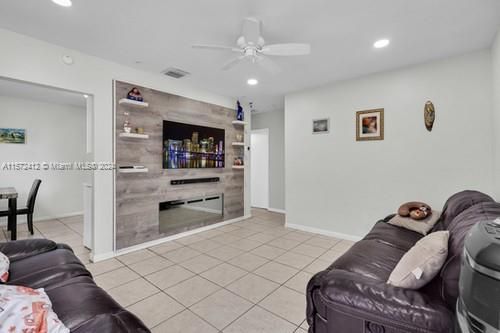 For Sale: $490,000 (3 beds, 2 baths, 1266 Square Feet)