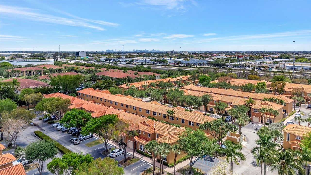 Active With Contract: $438,000 (2 beds, 2 baths, 1235 Square Feet)