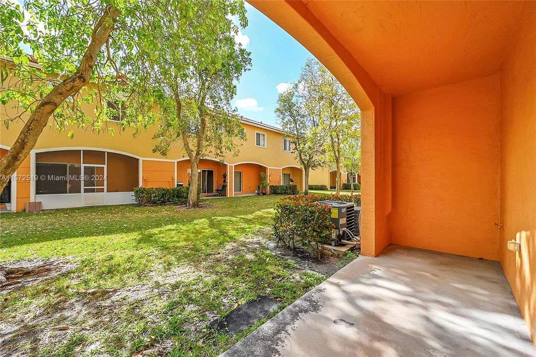Active With Contract: $369,900 (3 beds, 2 baths, 1356 Square Feet)