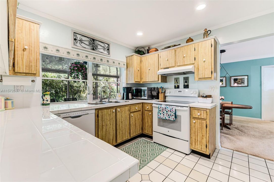 Active With Contract: $950,000 (4 beds, 2 baths, 1890 Square Feet)
