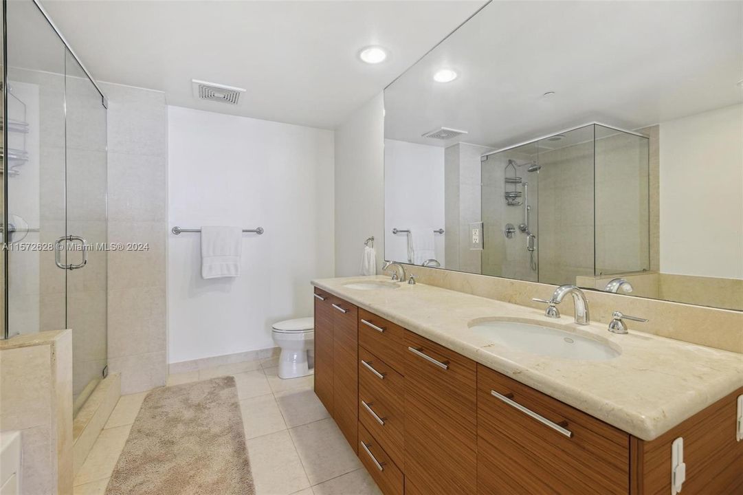 待售: $1,150,000 (3 贝兹, 2 浴室, 1789 平方英尺)