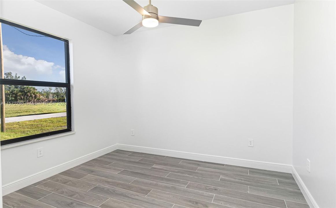 Active With Contract: $488,900 (4 beds, 2 baths, 2047 Square Feet)
