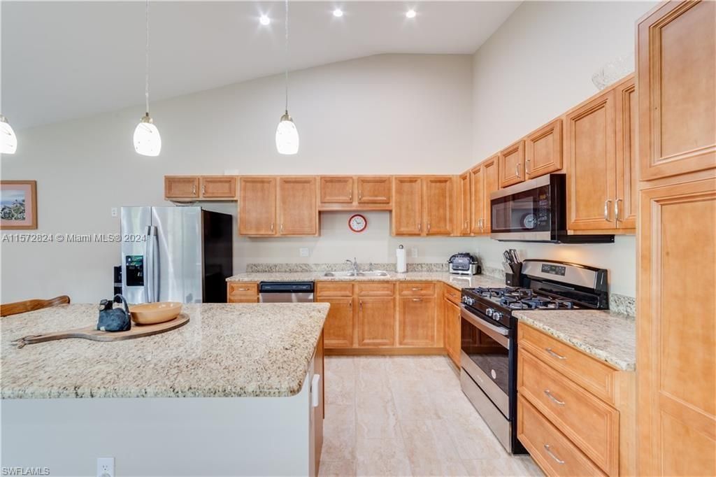 For Sale: $254,900 (2 beds, 2 baths, 0 Square Feet)