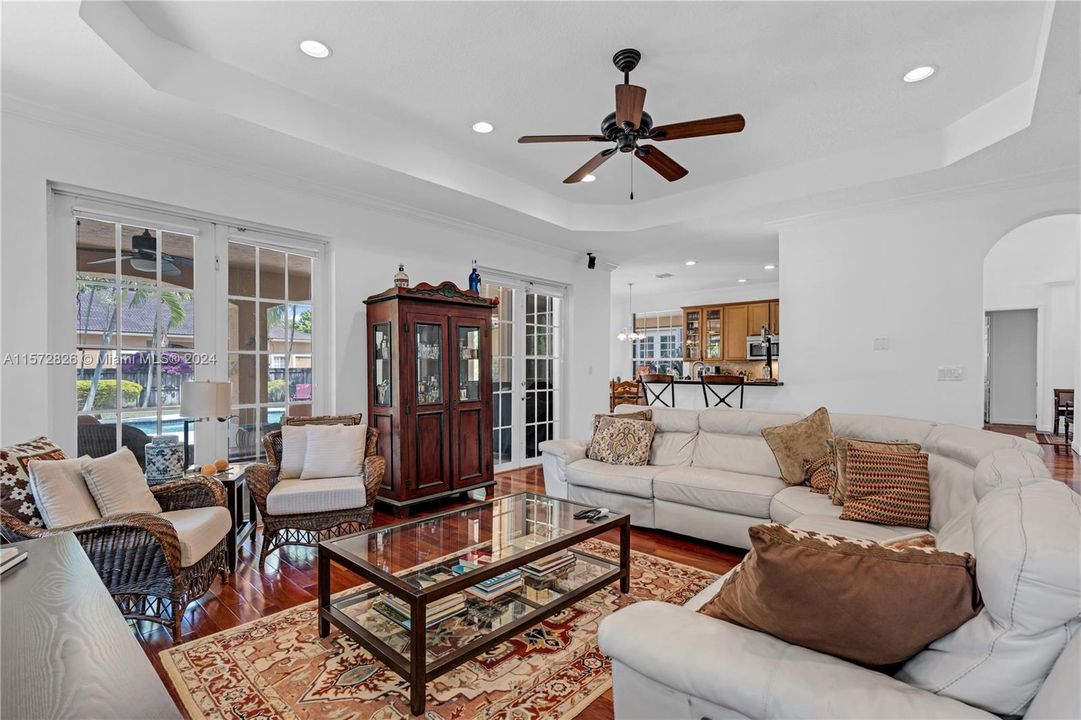 Active With Contract: $1,595,000 (4 beds, 3 baths, 2863 Square Feet)