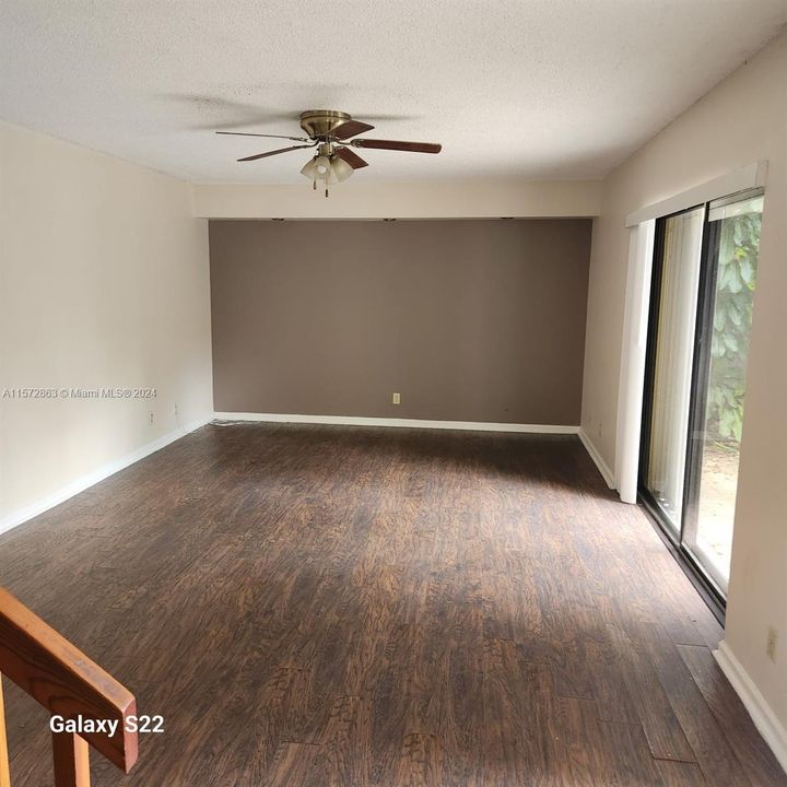 For Rent: $2,750 (2 beds, 2 baths, 1372 Square Feet)