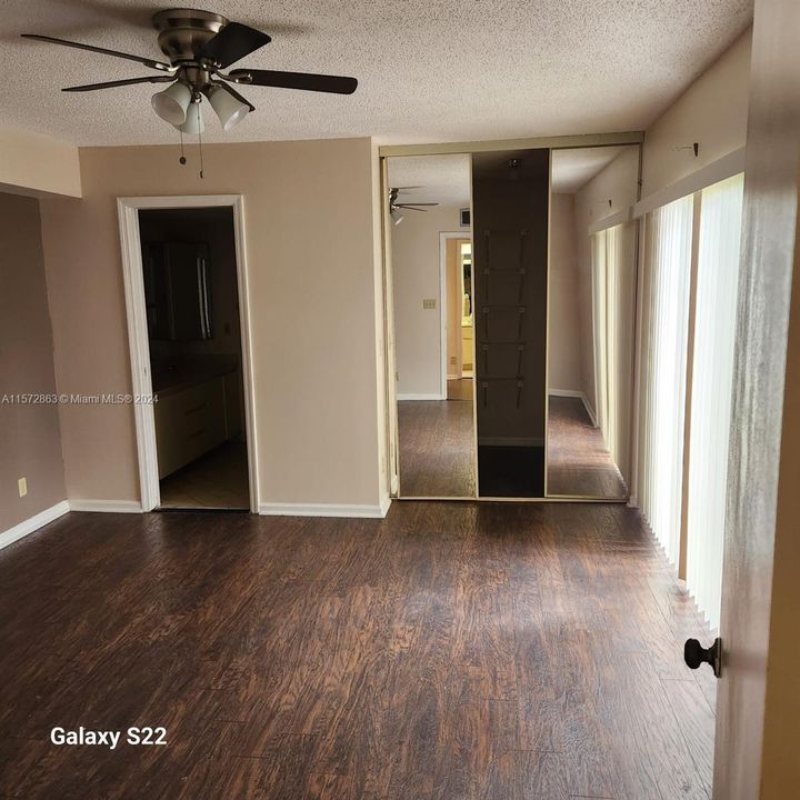 For Rent: $2,750 (2 beds, 2 baths, 1372 Square Feet)