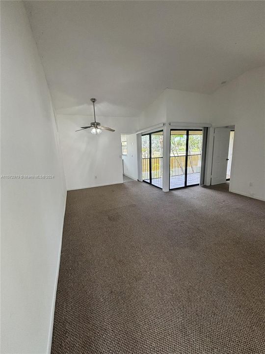 Recently Rented: $1,700 (1 beds, 1 baths, 685 Square Feet)