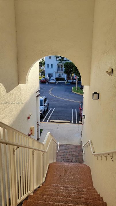 entrance to the apt.