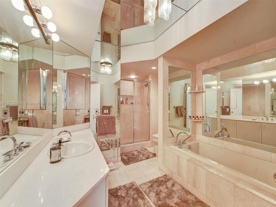 待售: $749,000 (3 贝兹, 2 浴室, 1696 平方英尺)
