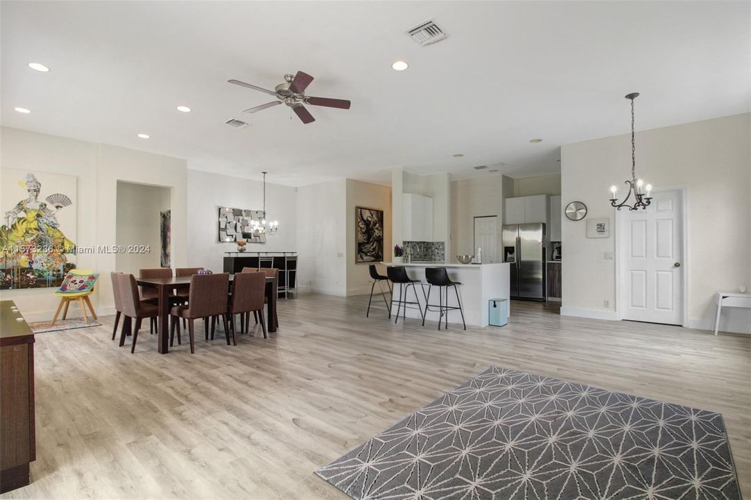 Active With Contract: $820,000 (4 beds, 2 baths, 1876 Square Feet)
