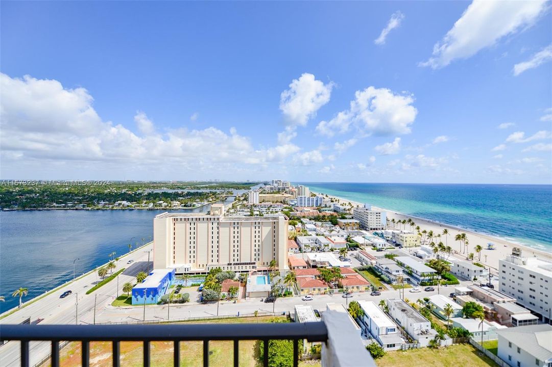 For Sale: $769,000 (2 beds, 2 baths, 1570 Square Feet)