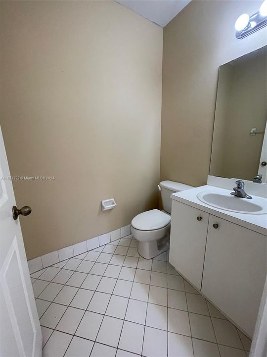 出租: $2,600 (4 贝兹, 2 浴室, 1546 平方英尺)