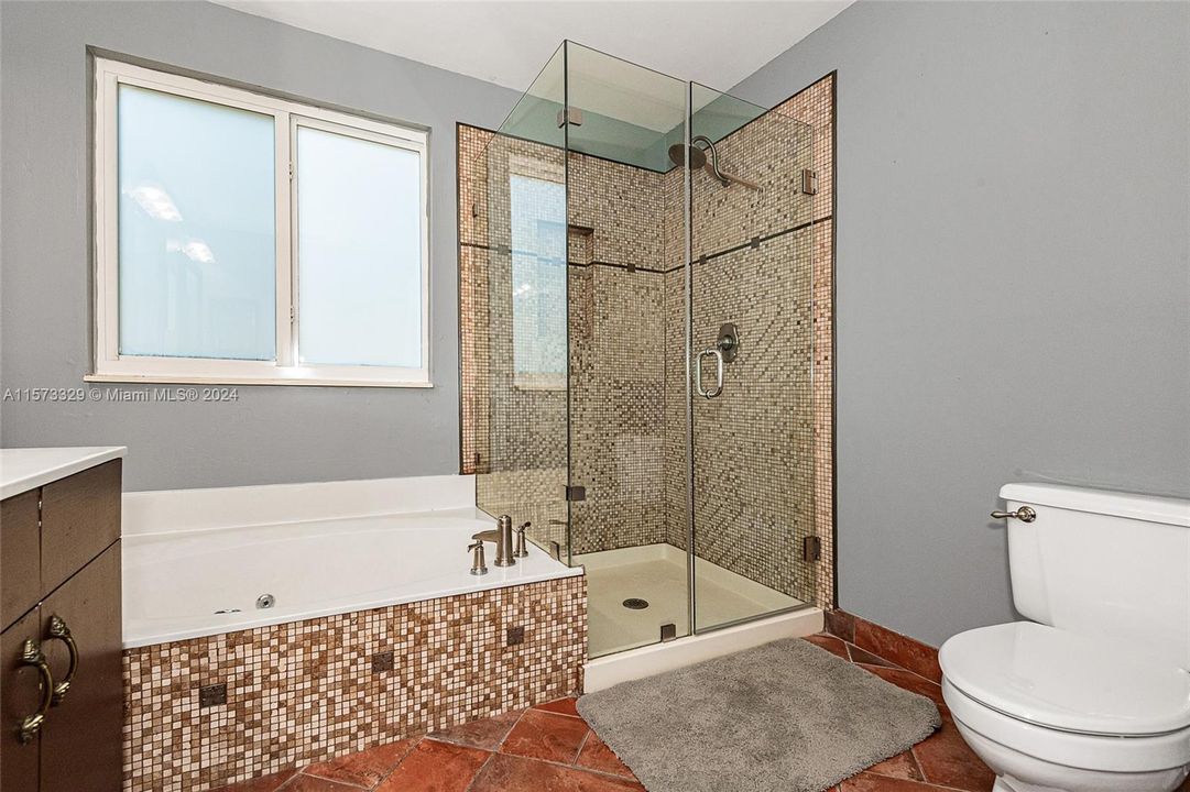 Separate Shower & Tub