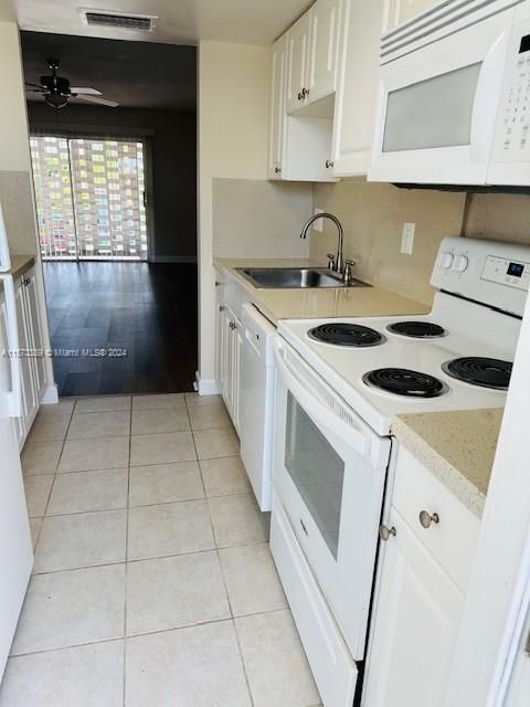Recently Rented: $1,850 (2 beds, 1 baths, 773 Square Feet)