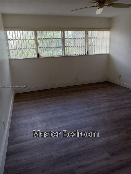 Master Bedroom Dressing Area