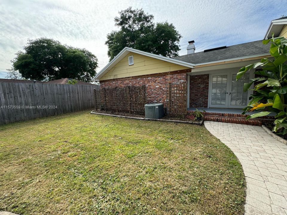 For Sale: $395,450 (4 beds, 2 baths, 2316 Square Feet)