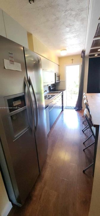 For Sale: $80,000 (1 beds, 1 baths, 462 Square Feet)