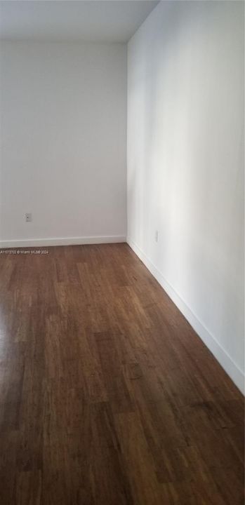 For Rent: $1,900 (1 beds, 1 baths, 504 Square Feet)