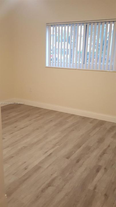 For Rent: $2,500 (3 beds, 2 baths, 1140 Square Feet)