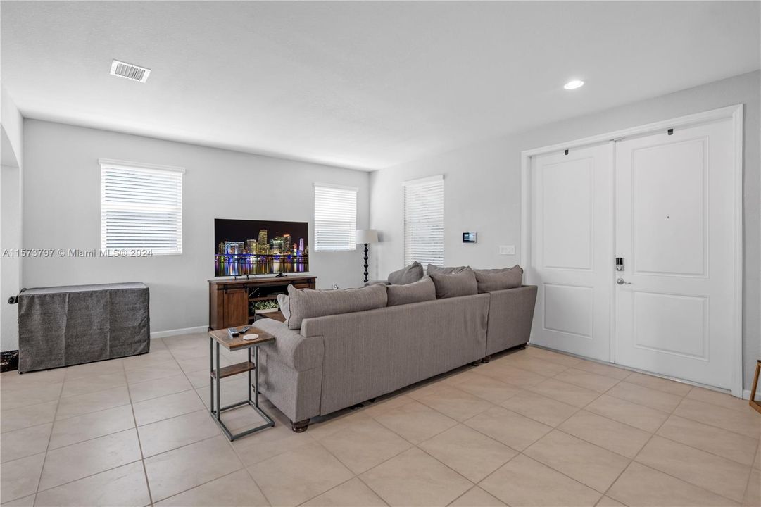 Active With Contract: $3,800 (4 beds, 2 baths, 2420 Square Feet)