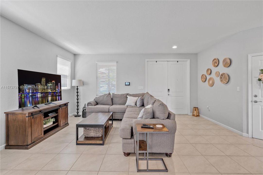 Active With Contract: $3,800 (4 beds, 2 baths, 2420 Square Feet)