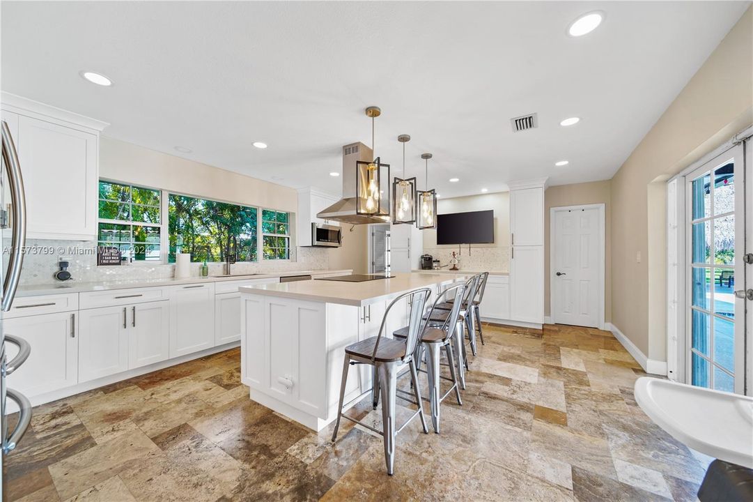 Active With Contract: $1,350,000 (4 beds, 3 baths, 3091 Square Feet)