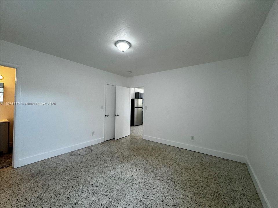 Recently Rented: $1,495 (1 beds, 1 baths, 640 Square Feet)