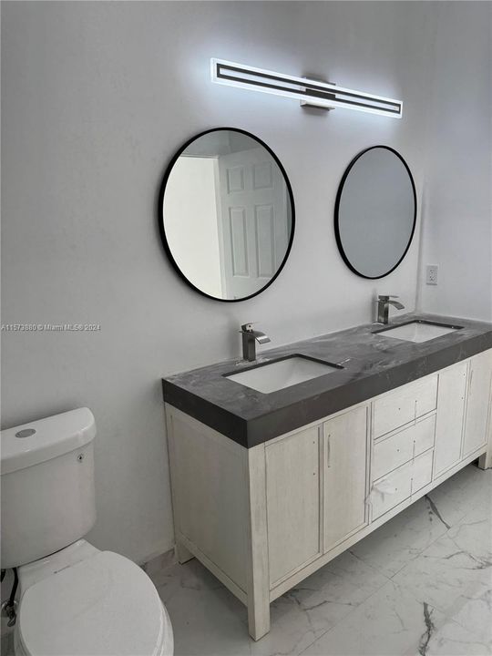 Master Bathroom Dual sinks
