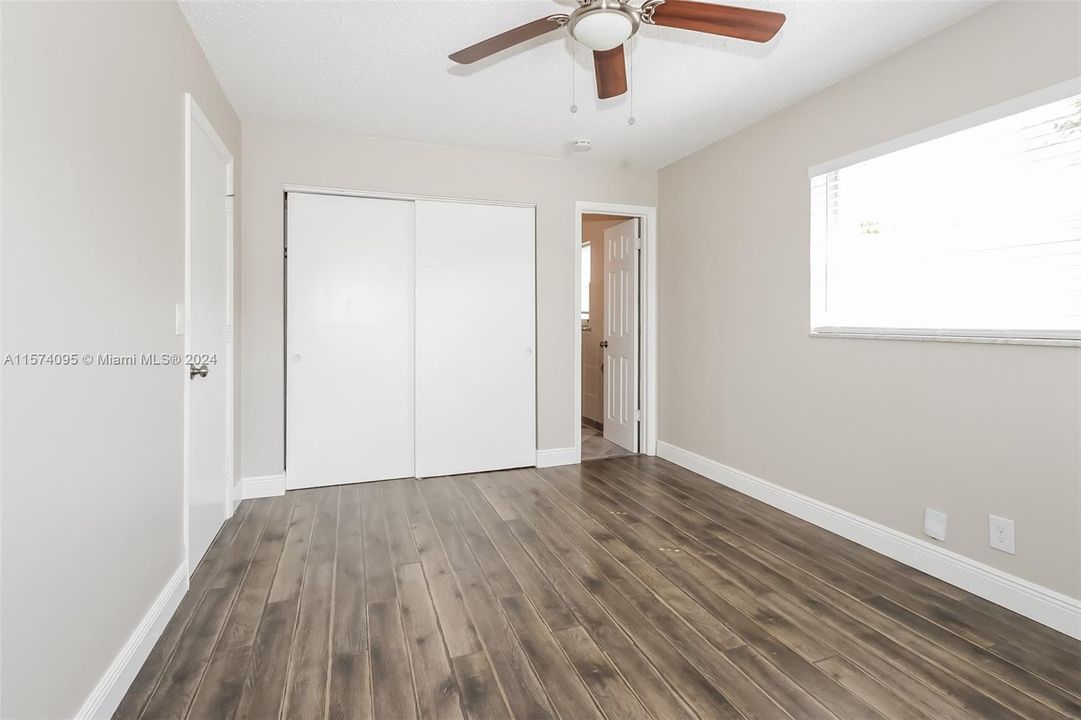 For Rent: $2,635 (3 beds, 2 baths, 1190 Square Feet)