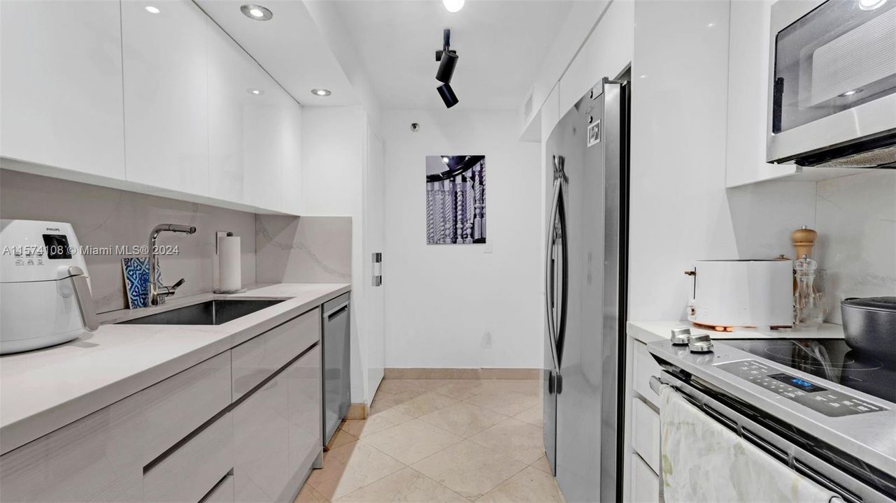 For Sale: $695,000 (2 beds, 2 baths, 0 Square Feet)
