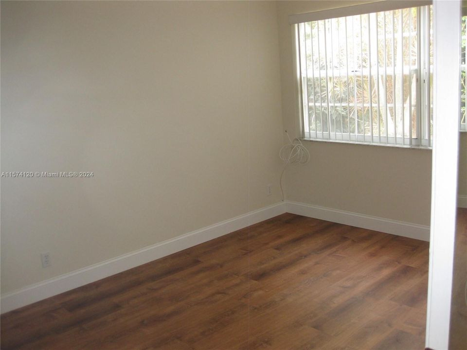 For Rent: $3,500 (4 beds, 2 baths, 2228 Square Feet)