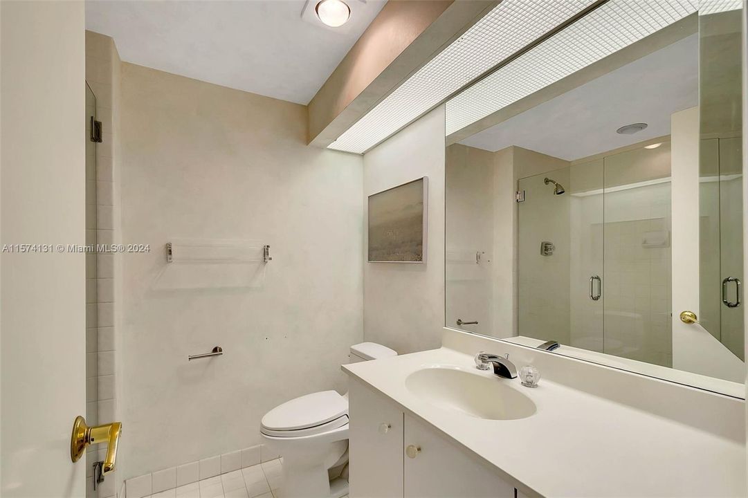待售: $785,000 (2 贝兹, 2 浴室, 1936 平方英尺)