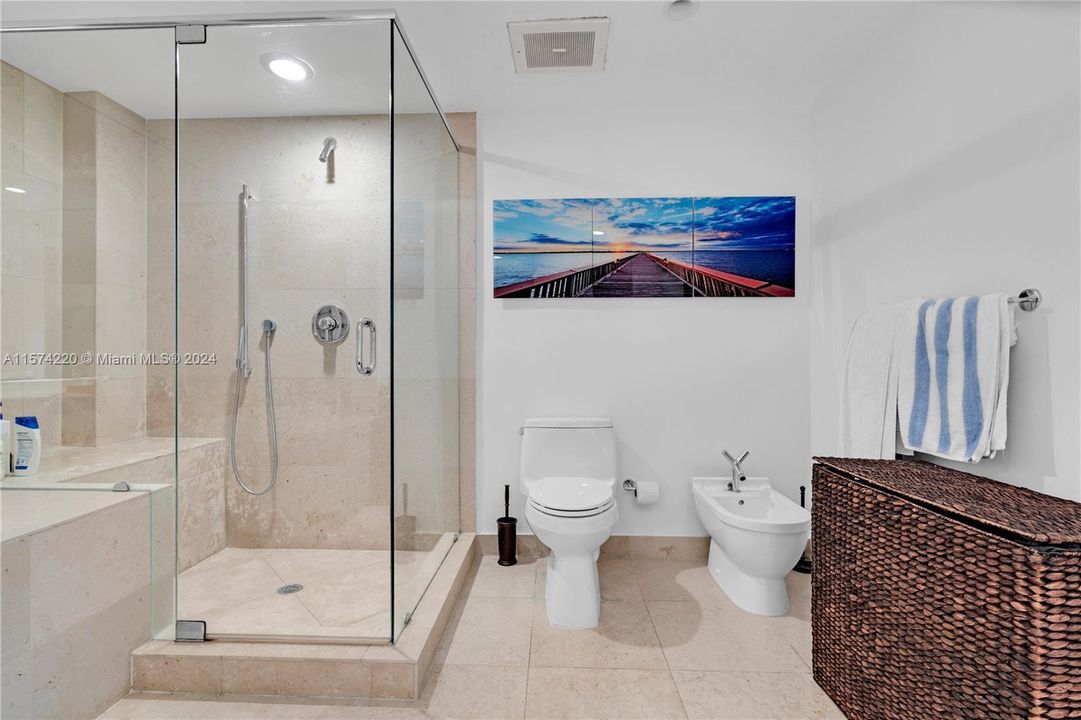 待售: $1,395,000 (2 贝兹, 2 浴室, 1450 平方英尺)