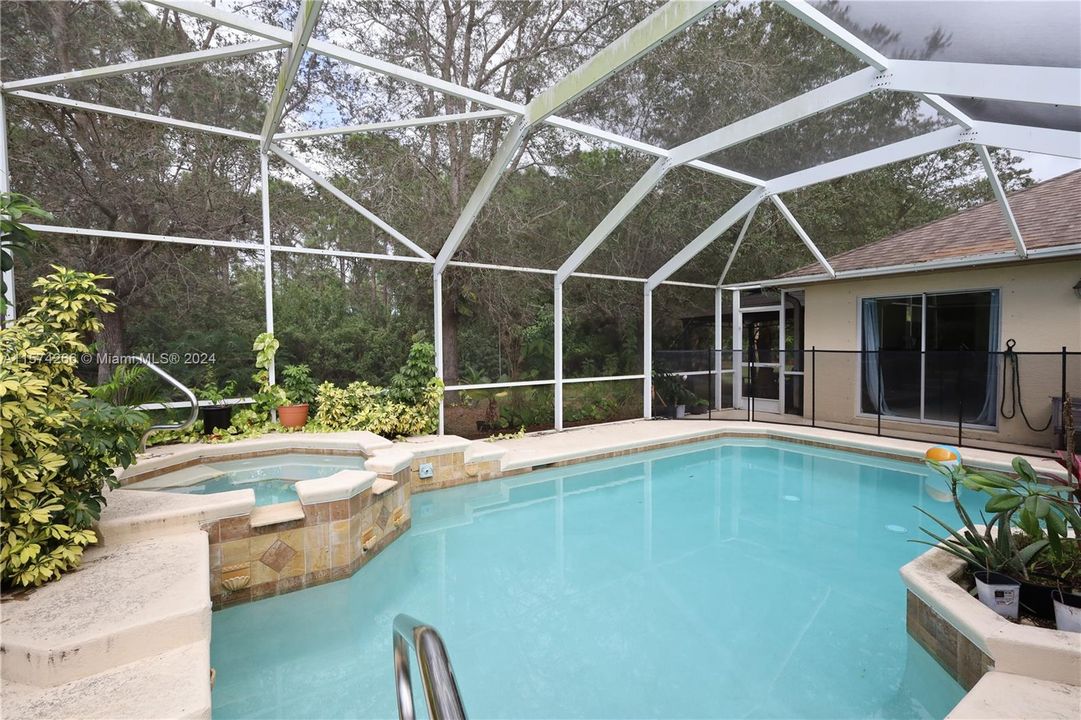 Recently Rented: $3,200 (4 beds, 2 baths, 2310 Square Feet)