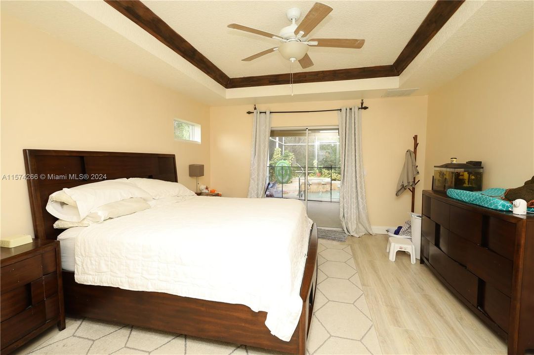 Recently Rented: $3,200 (4 beds, 2 baths, 2310 Square Feet)