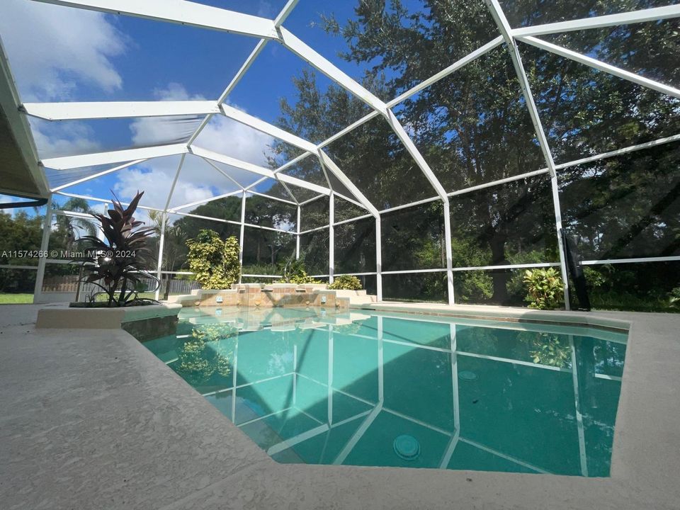 Recently Rented: $3,200 (4 beds, 2 baths, 2310 Square Feet)