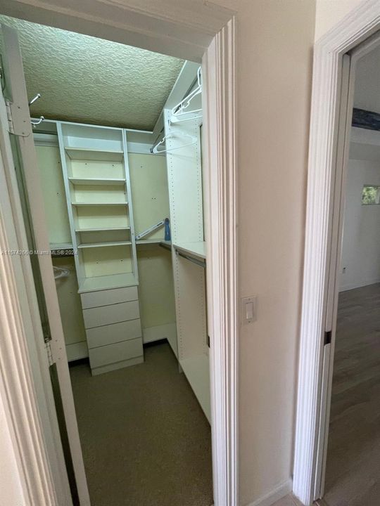 Recently Rented: $3,200 (4 beds, 2 baths, 2310 Square Feet)