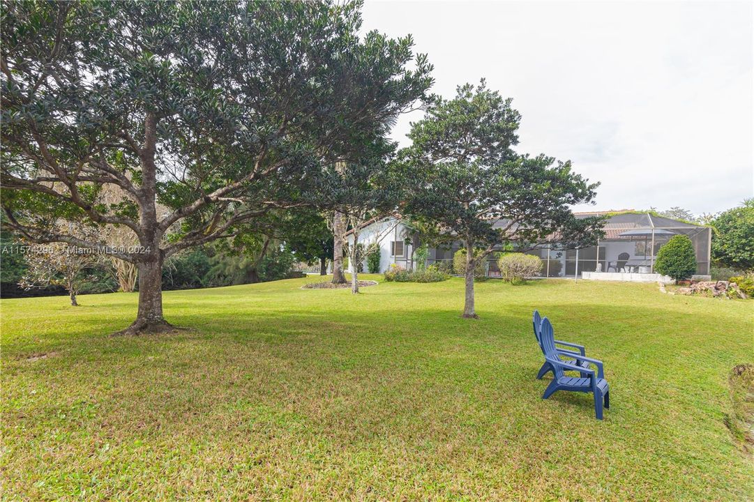 For Sale: $1,300,000 (4 beds, 3 baths, 1939 Square Feet)