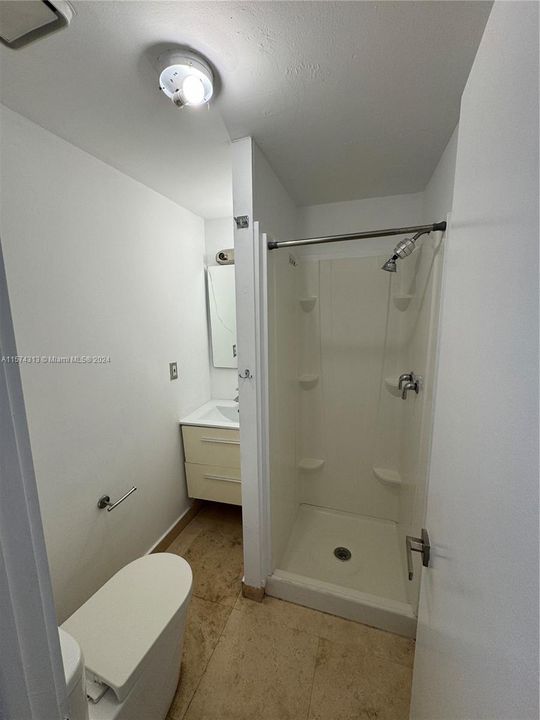出租: $2,900 (2 贝兹, 2 浴室, 610 平方英尺)