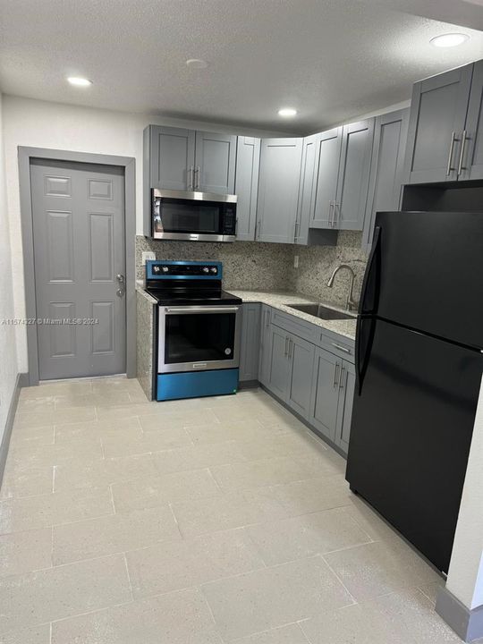 Recently Rented: $2,200 (2 beds, 1 baths, 0 Square Feet)